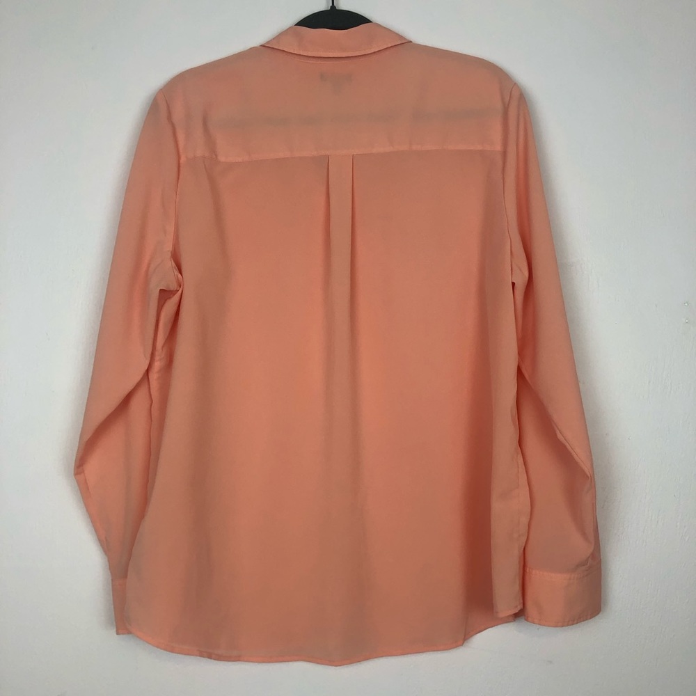 Talbots Button Down Size XL - Picture 2 of 4